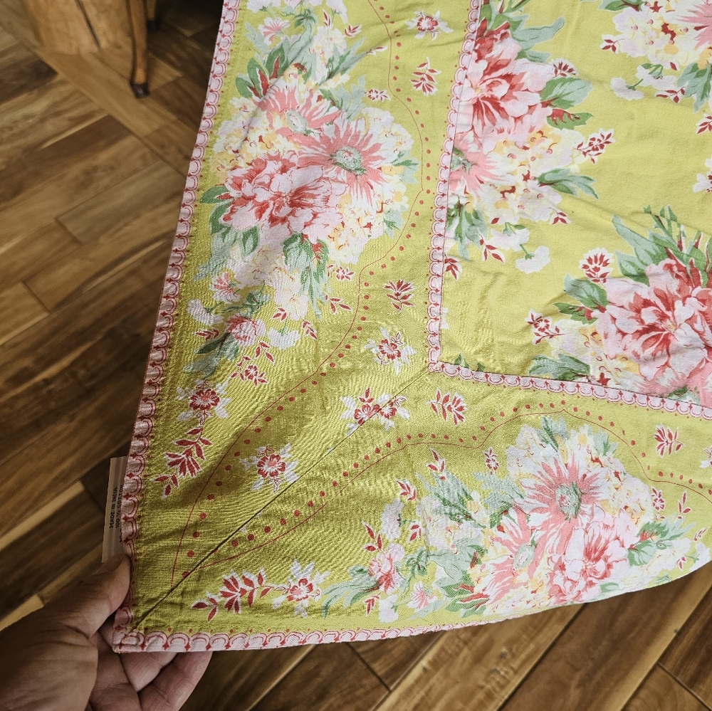 April Cornell Tablecloth 55x108